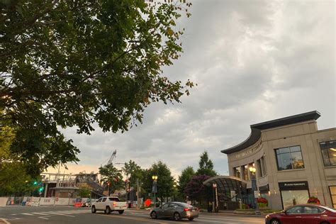 Severe storm warnings begin in DC area amid ongoing heat wave